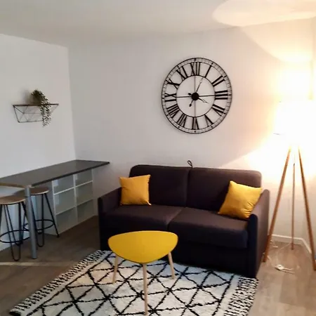 Charmant Studio